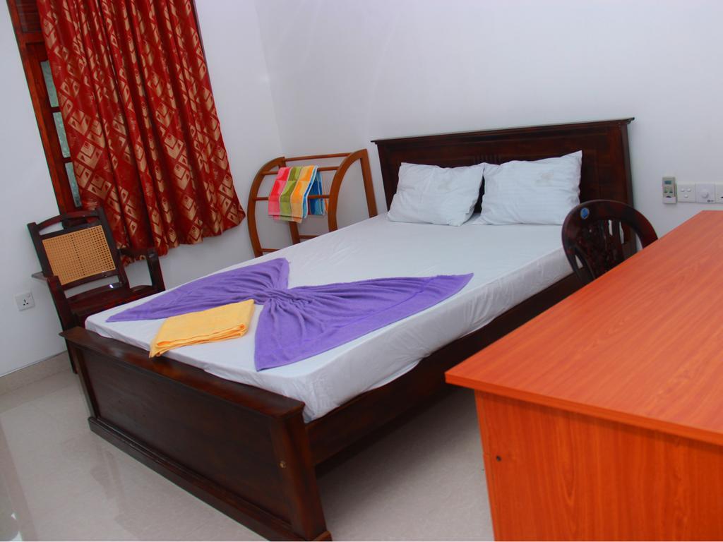 Heaven Star Rest Bed & Breakfast Mirissa Cameră foto