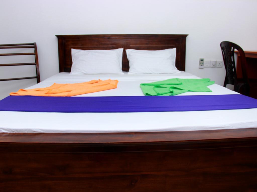Heaven Star Rest Bed & Breakfast Mirissa Cameră foto