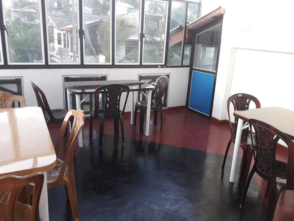 Heaven Star Rest Bed & Breakfast Mirissa Exterior foto