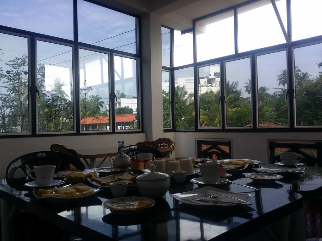Heaven Star Rest Bed & Breakfast Mirissa Exterior foto