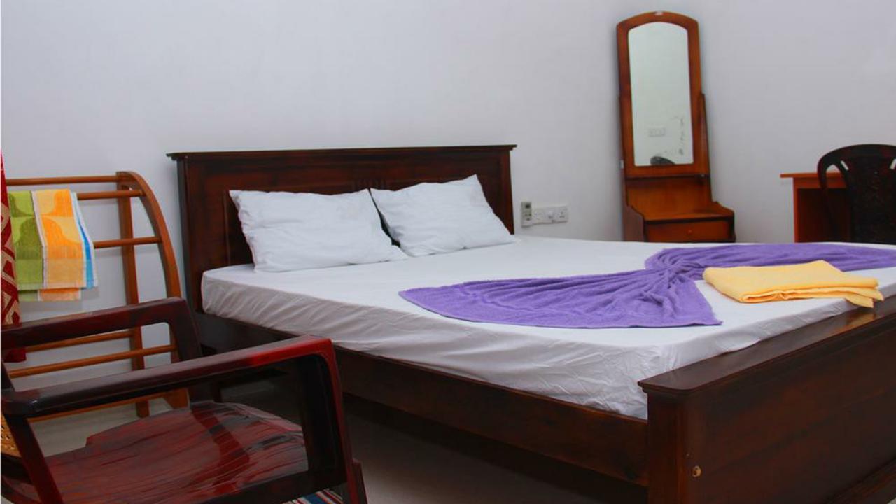 Heaven Star Rest Bed & Breakfast Mirissa Exterior foto